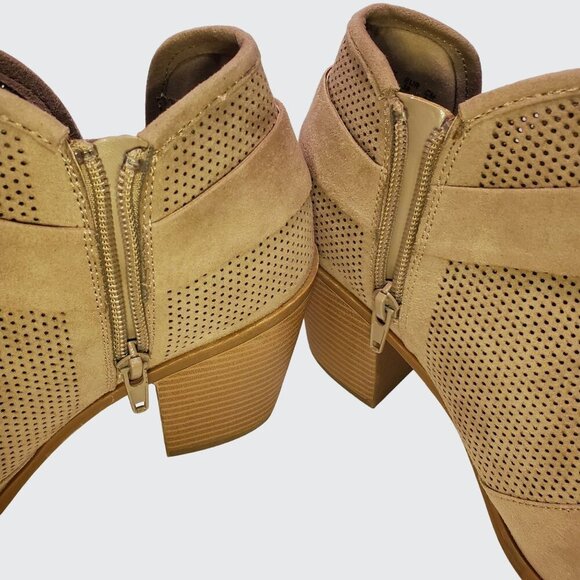 Fergalicious Augustine Open Toe Ankle Booties Side Zipper Entry Tan Size 38 - Picture 8 of 11
